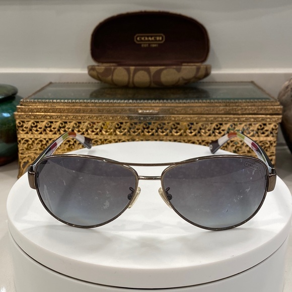 Coach - Kristina Sunglasses - Frames EUC, Lenses Poor, Beach/Rx Opp - Coach Case - Picture 3 of 17